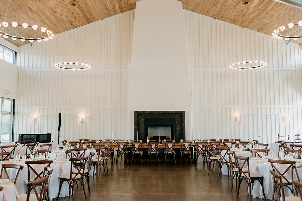 reception barn spring grove events barn wedding reception outdoor wedding venue near lynchburg virginia white wedding barn wedding reception area near lynchburg virginia