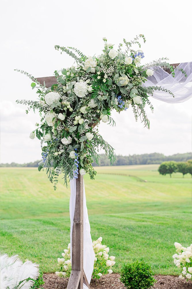 outdoor wedding venue ceremony outdoor reception area near lynchburg virginia farmhouse wedding venue outdoor wedding venue