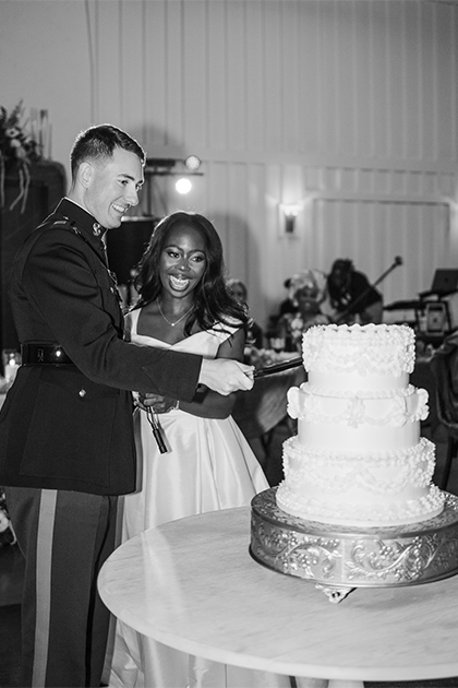 bride and groom scenic photography wedding venue outdoor lynchburg virginia reception space wedding locations outdoor