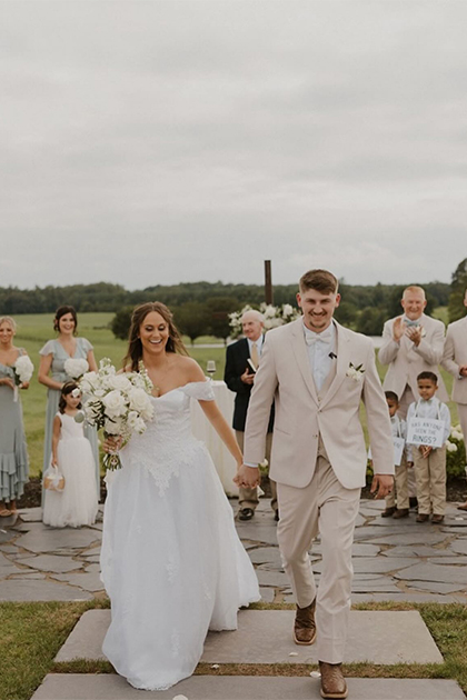 outdoor venue farmhouse wedding barn reception lynchburg virginia